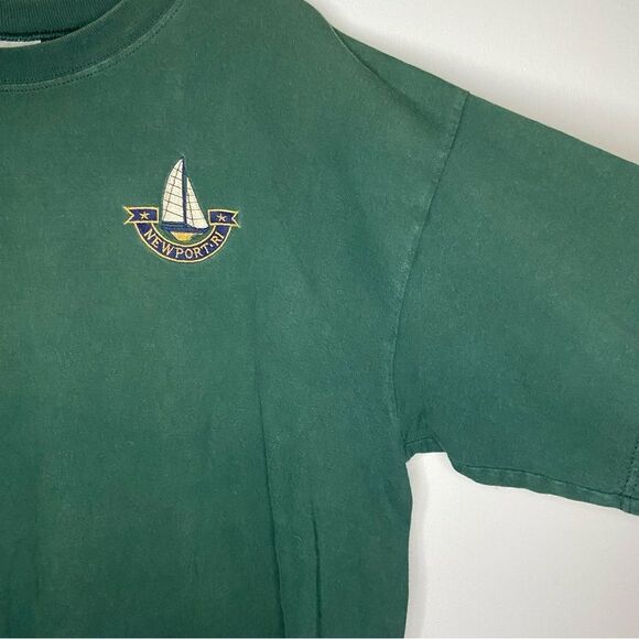 Vintage Newport RI Embroidered Graphic T-shirt - Picture 5 of 6